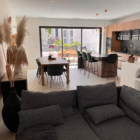 Maison De - & Montagnes