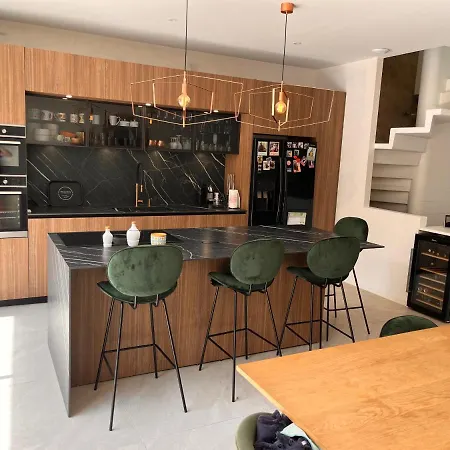 Maison De - & Montagnes Aix-les-Bains